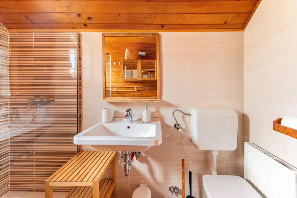 Holiday Home Bela ゴレンスカ地方 エクステリア 写真