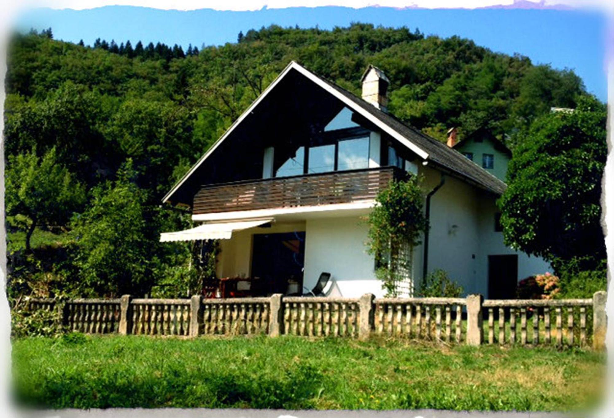 Holiday Home Bela ゴレンスカ地方 エクステリア 写真